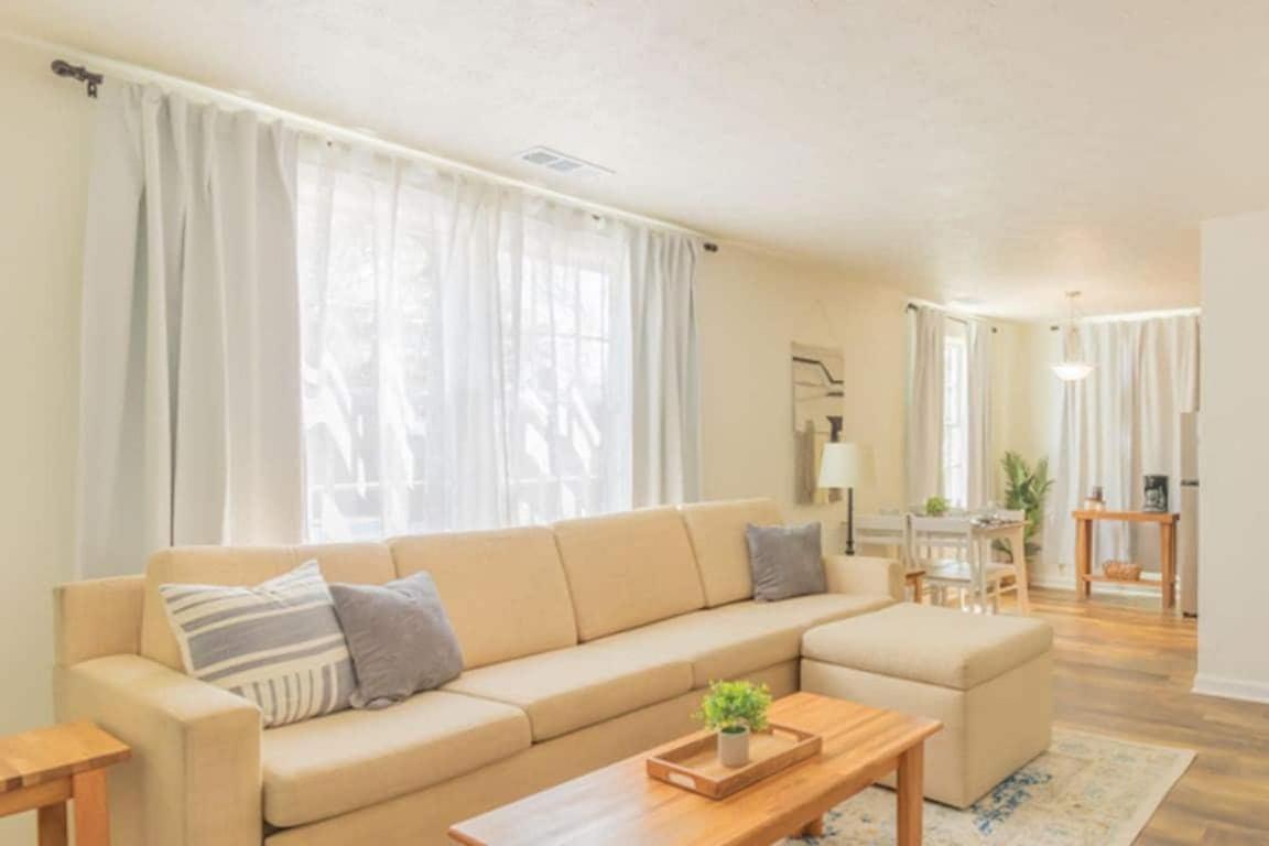 The Delightful Doubles- Unit A- Centrally Located Columbus Exteriér fotografie